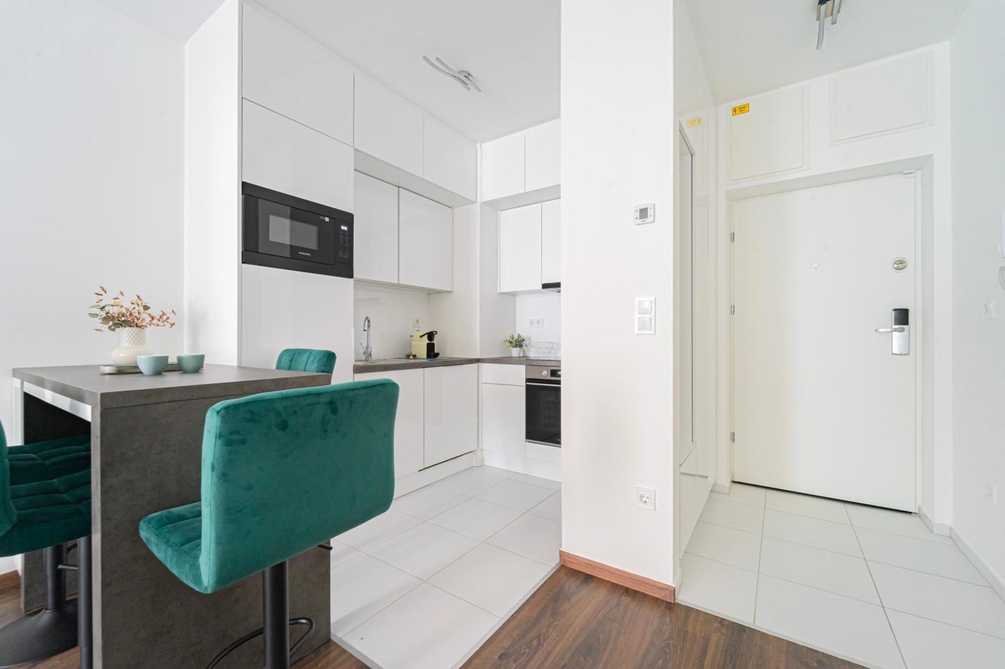 Westside Garden Apartments By Urbanrent Будапеща Екстериор снимка