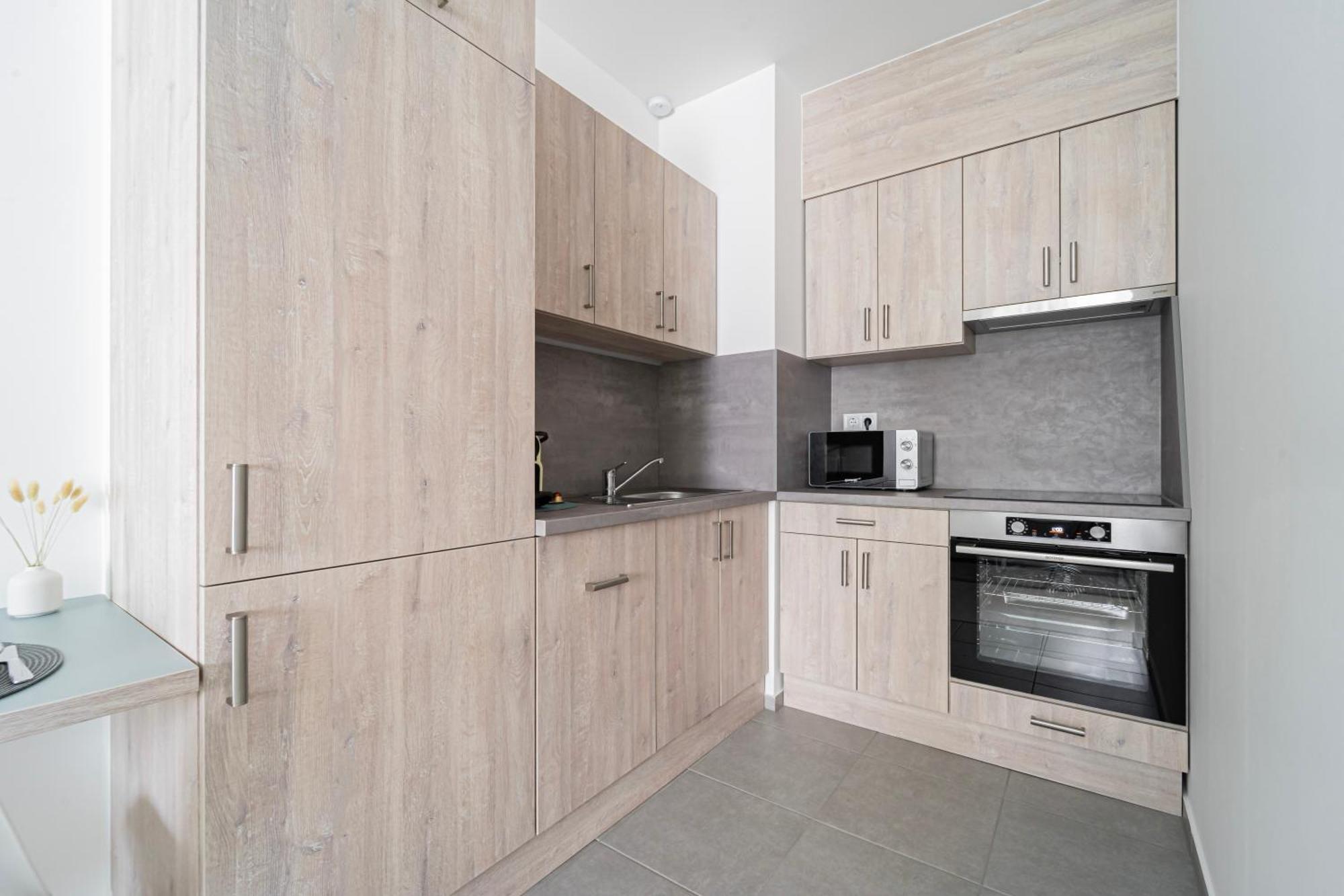 Westside Garden Apartments By Urbanrent Будапеща Екстериор снимка