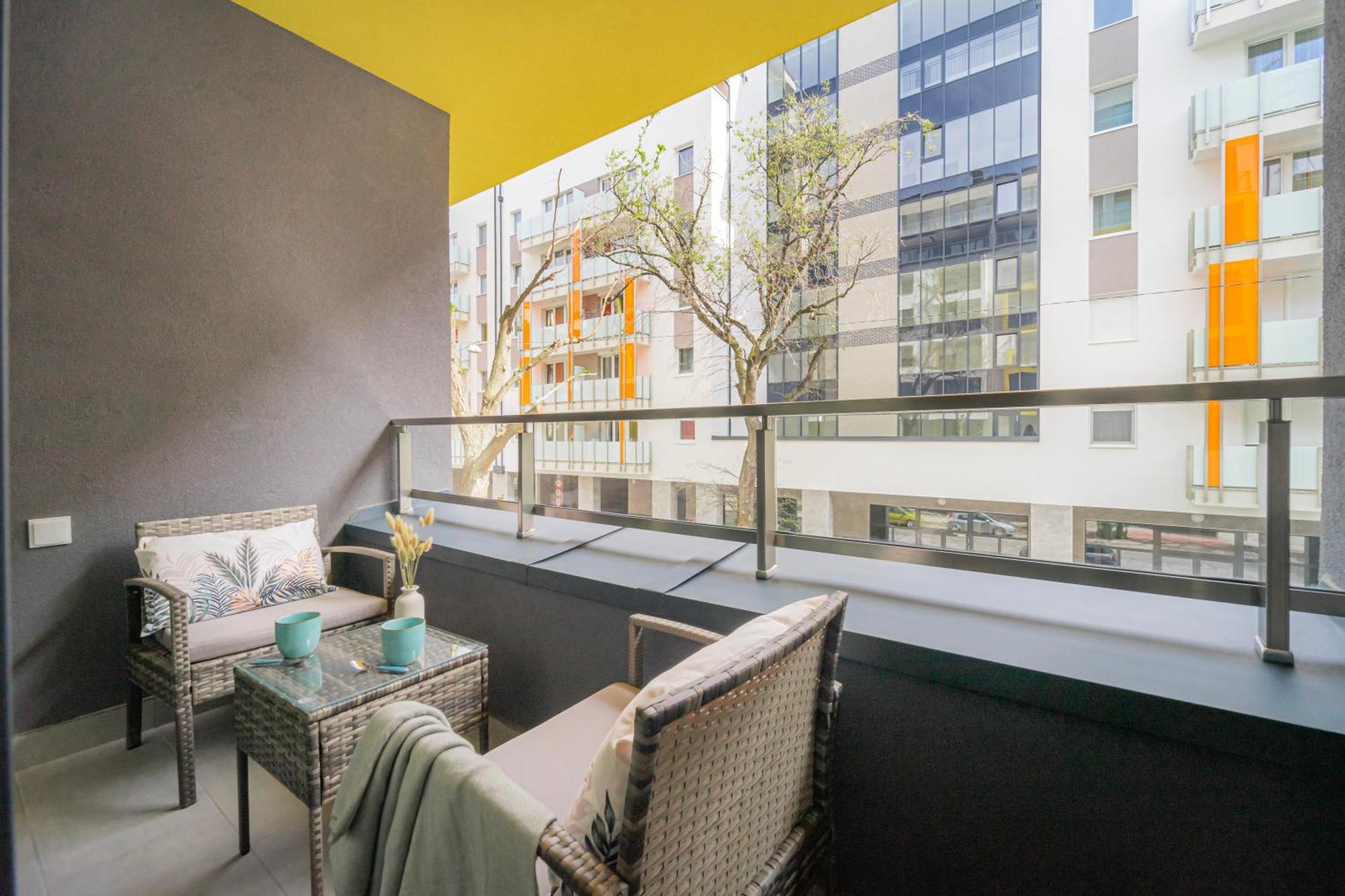 Westside Garden Apartments By Urbanrent Будапеща Екстериор снимка